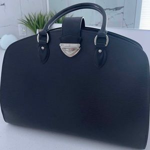 Louis Vuitton Pont-Neuf GM - excellent condition!